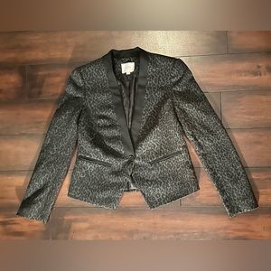 Loft sz 4 black and grey Cheetah blazer